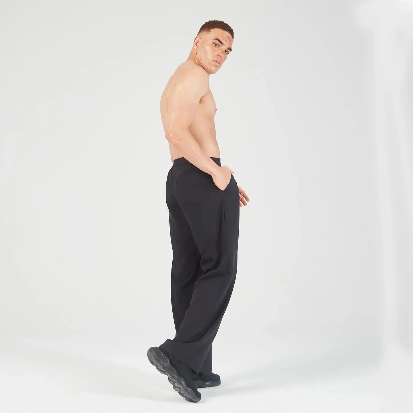 Essential Stretch Joggers - Black