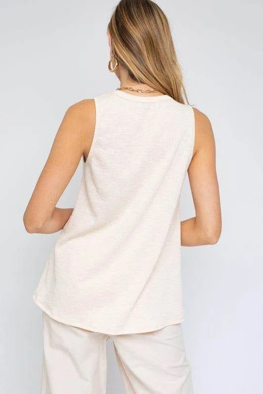 Gilli | Sleeveless Ruching Top