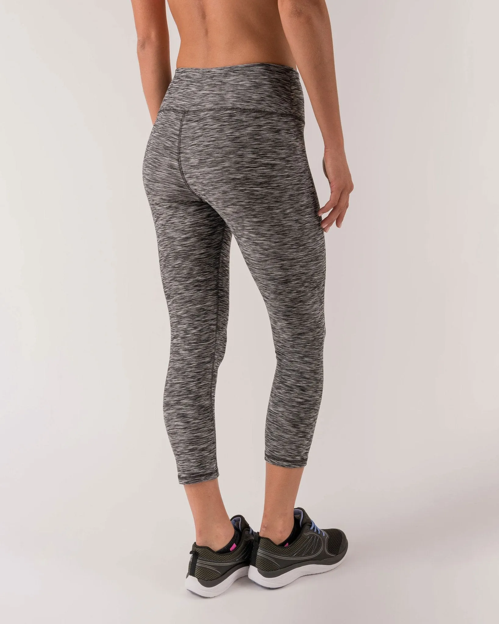 Stratus Cropped Leggings